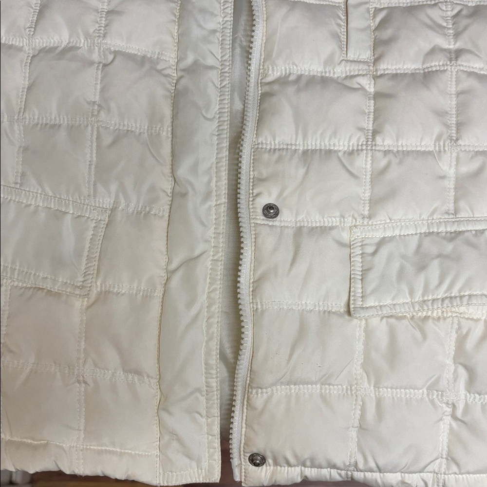 Kenneth Cole Reaction Women's Cream Quilted Vest Size XL - Picture 6 of 7